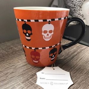 Halloween orange and black skull skeleton mug NEW